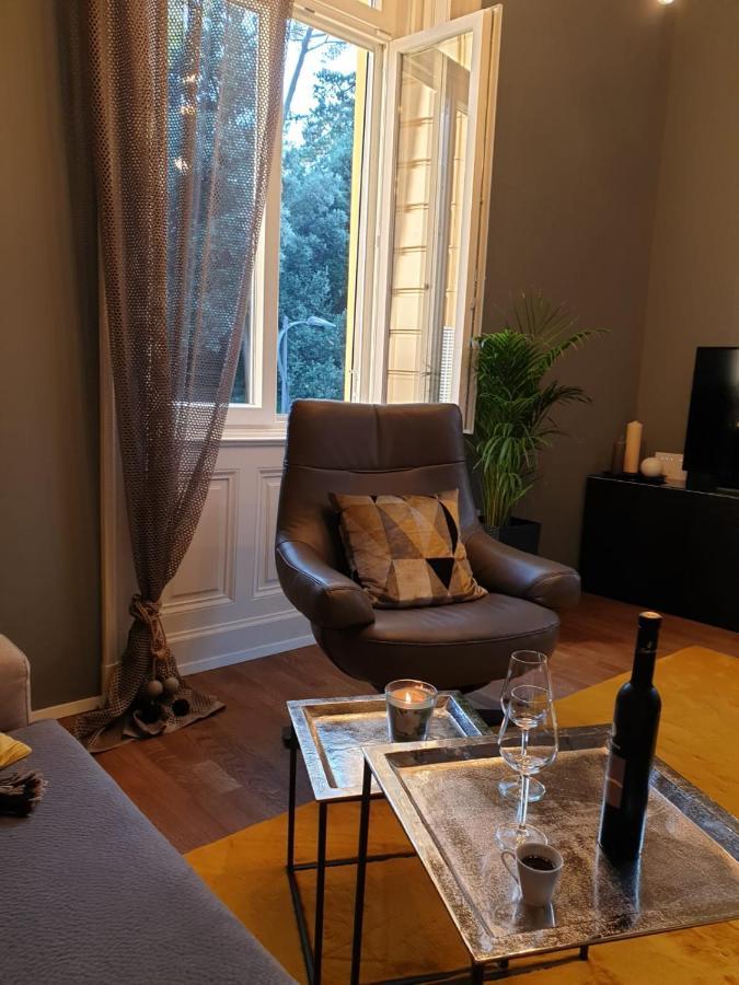 Apartment Sea Promenade - Opatija Center Екстер'єр фото